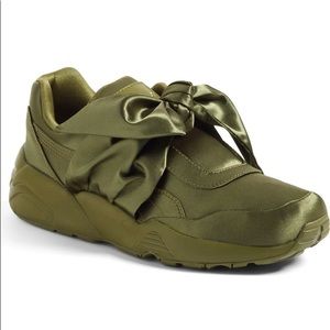 New in Box: FENTY PUMA by Rihanna Bow Sneaker